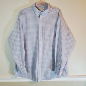 RoundTree & Yorke fitted button down shirt